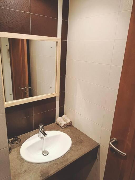 Tres Bel Appartement Idealement Place ラ・マルサ エクステリア 写真